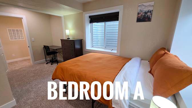 HomeCrew's room