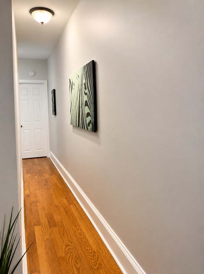 JONNEY's room