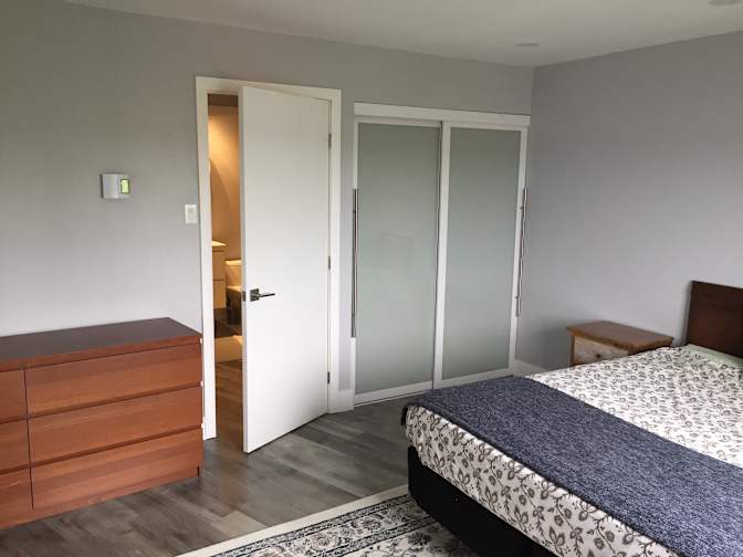 sharon davis's room