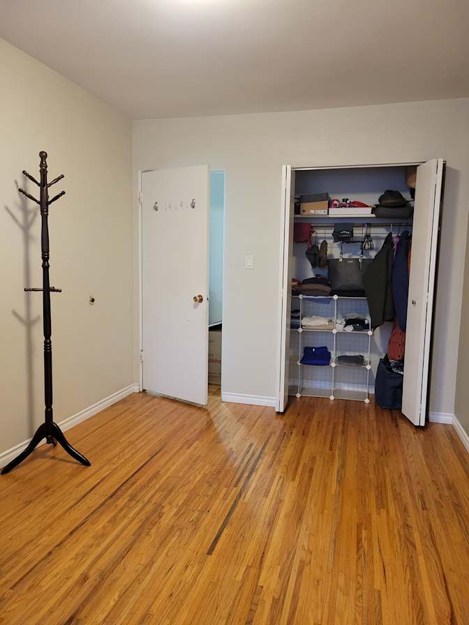 Yani's room