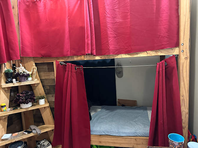 Forward Vision Spaces's room