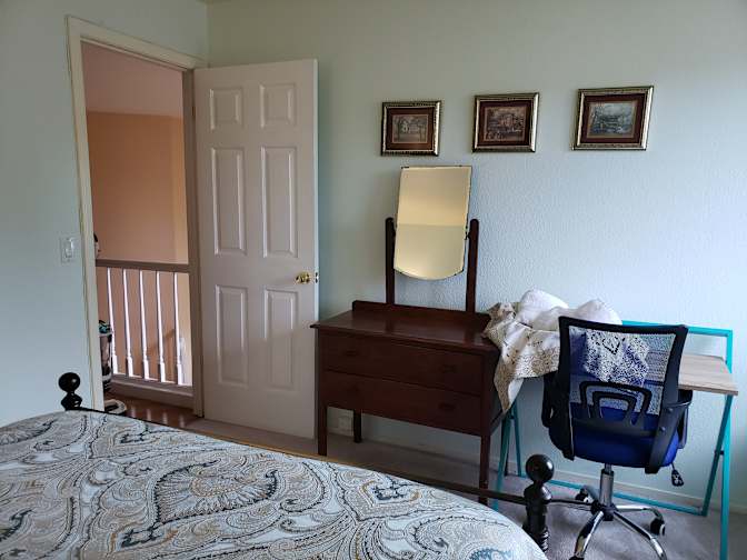 Claudia's room