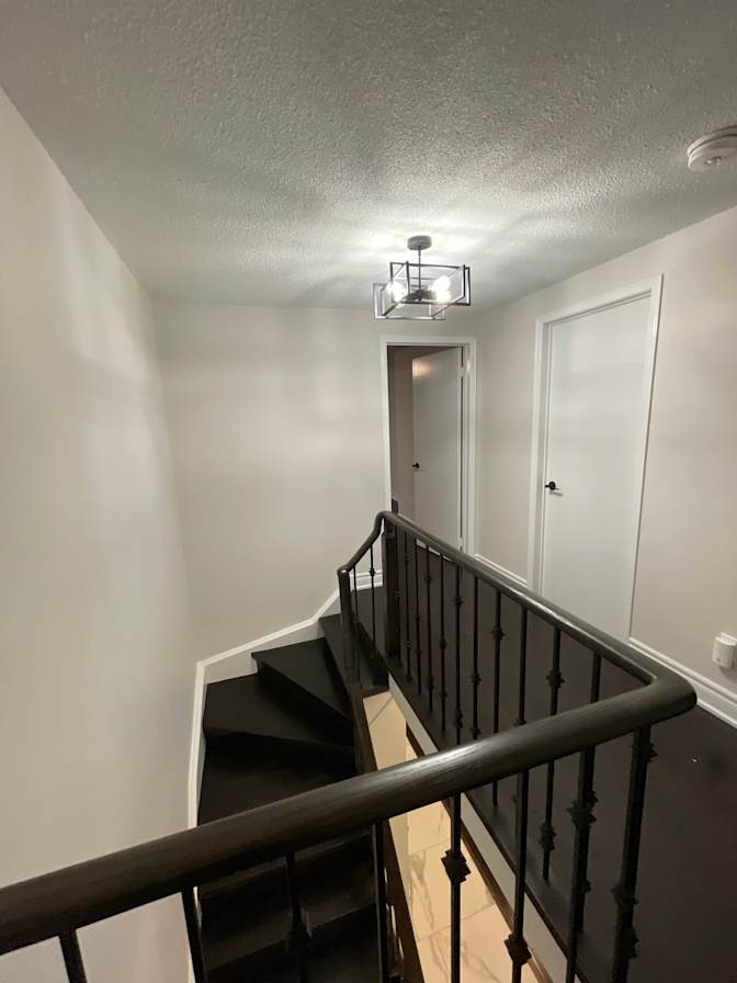 Vameesha Patel's room