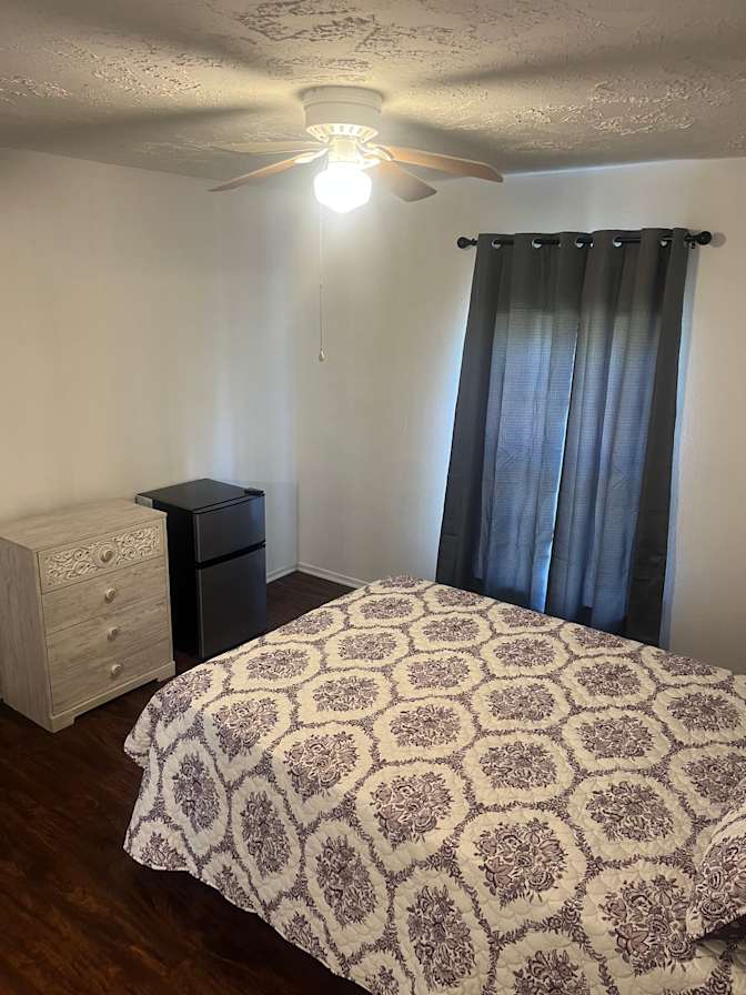 Renold's room