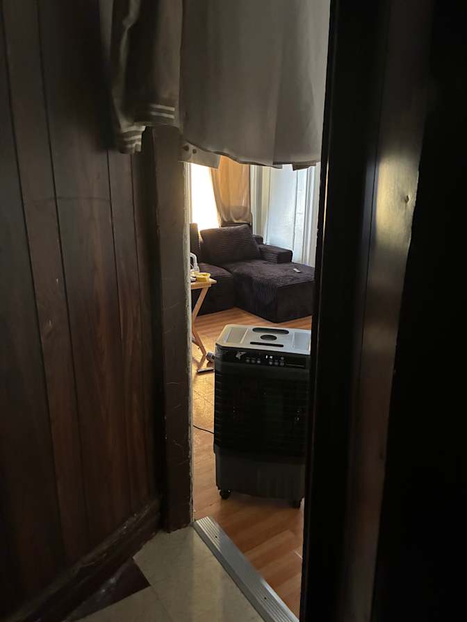 Barry Thomas's room