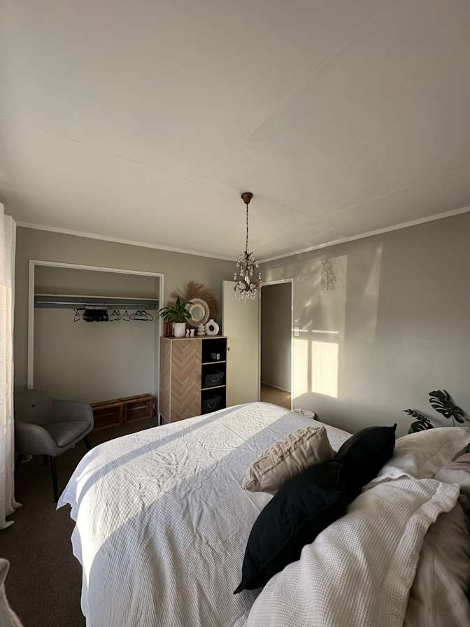 Tara's room