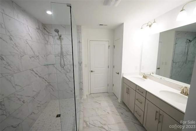 Alcove Rooms's room