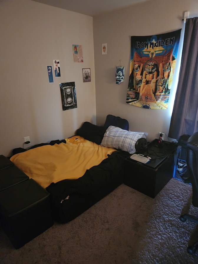 Max's room