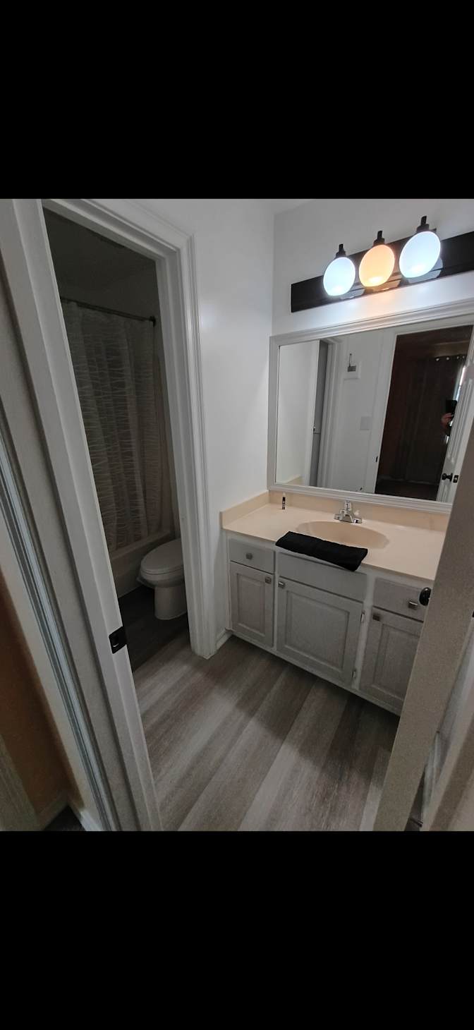 Vadym Ukharkin's room