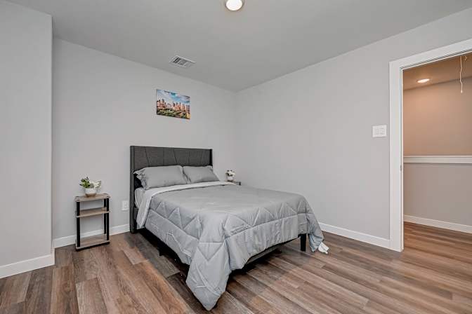 Felix's room
