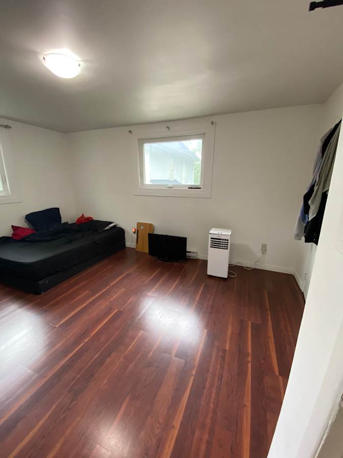 Vik's room