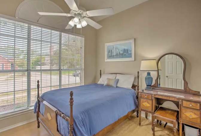 Emberly's room