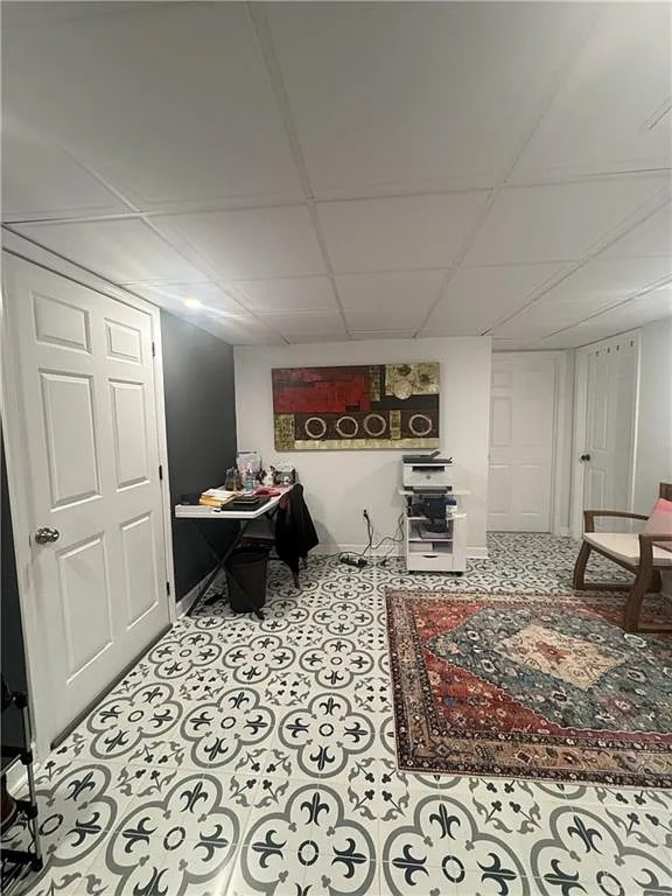 Alcove Rooms's room
