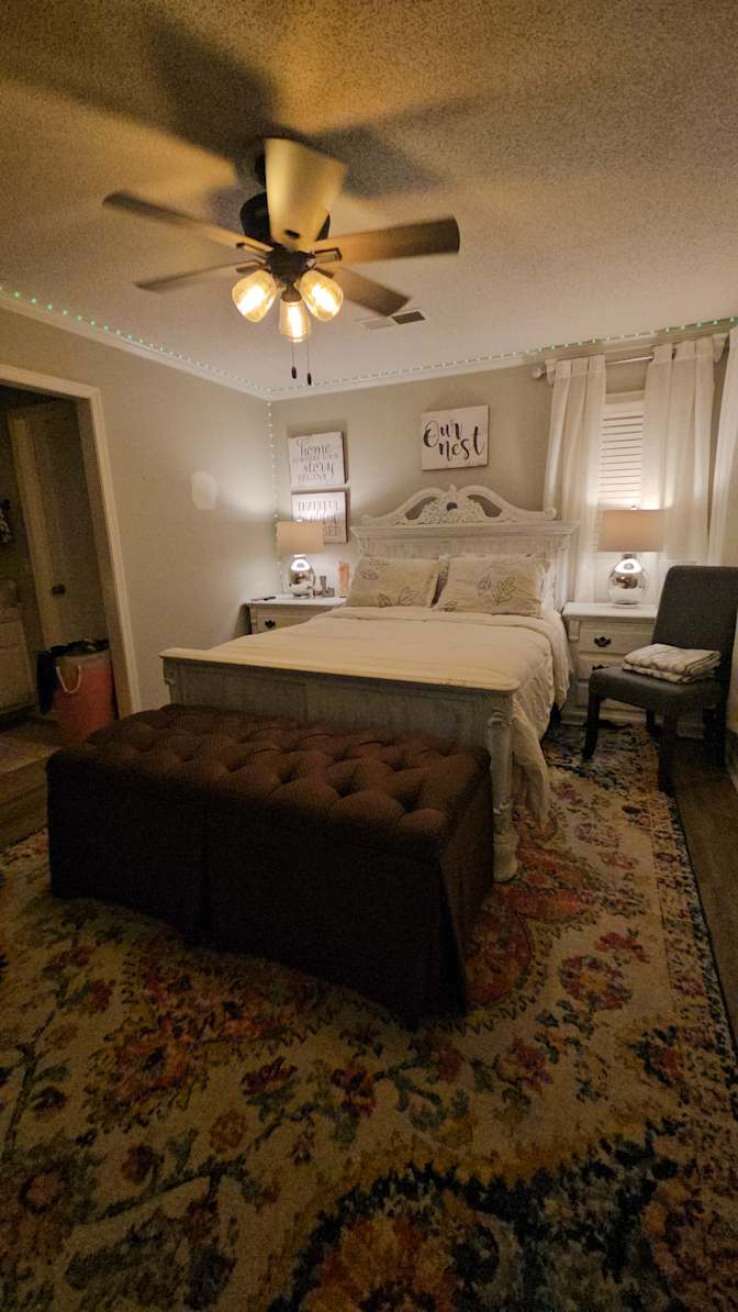 Lovella's room