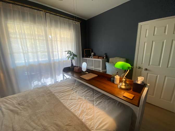Janelle Moreno's room