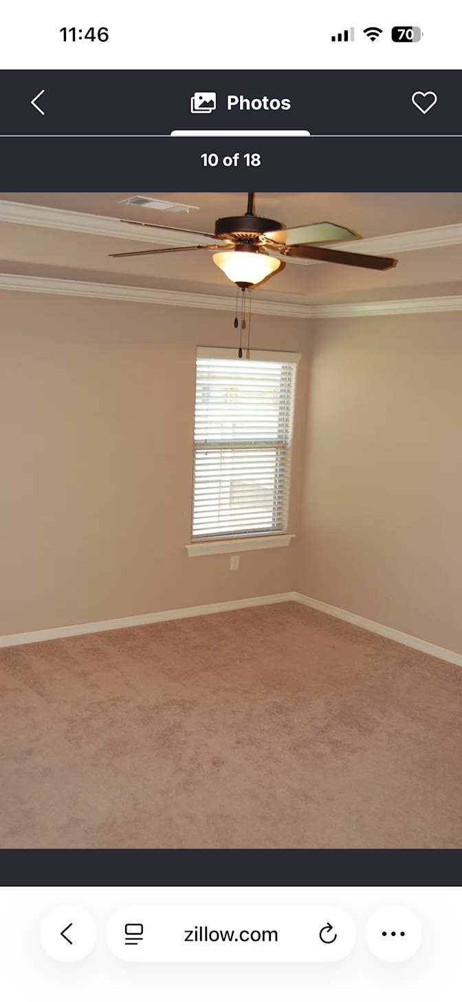 Carlie Helms's room