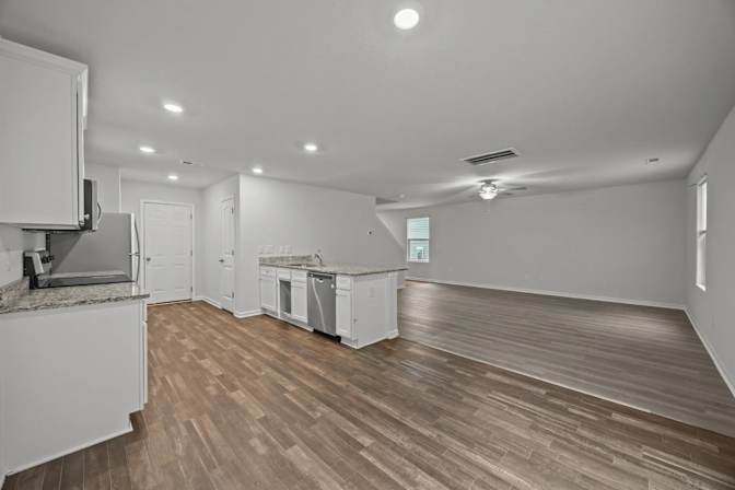 Alcove Rooms's room