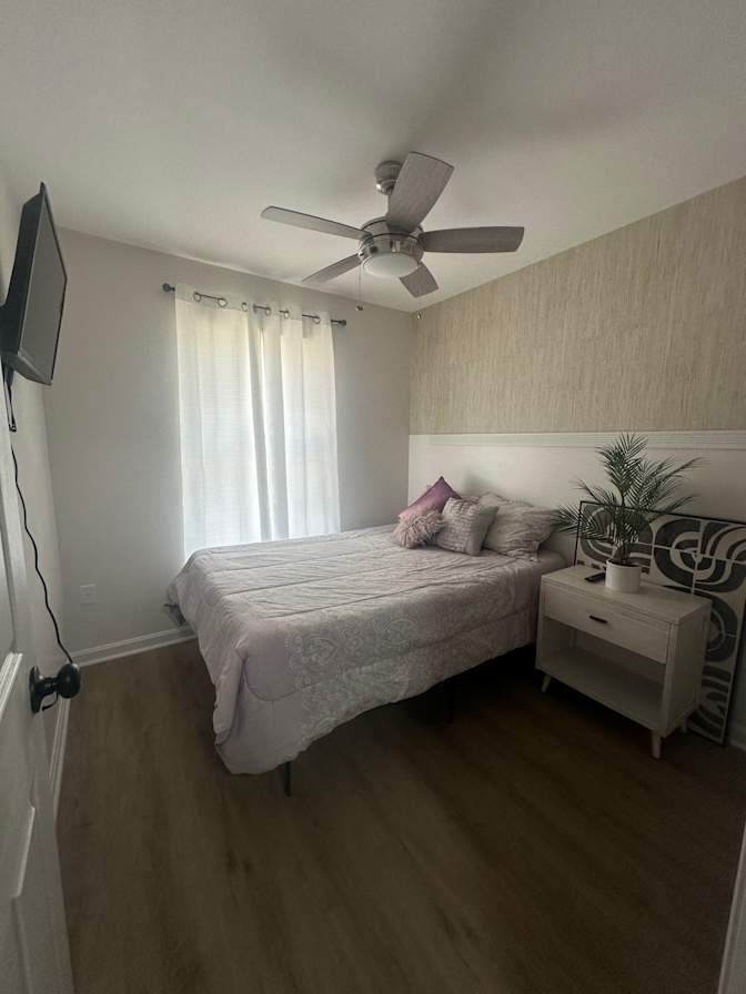 Antoinette's room