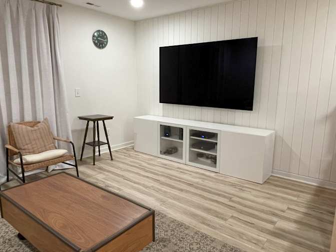 Alcove Rooms's room