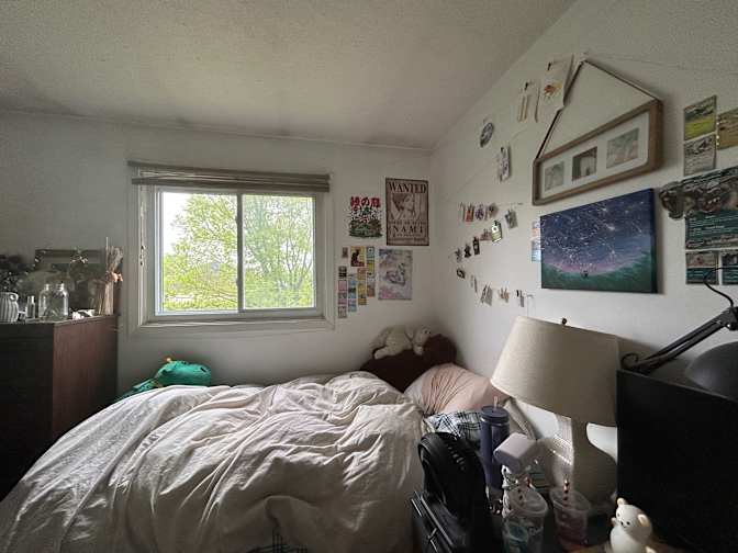 Chloe's room