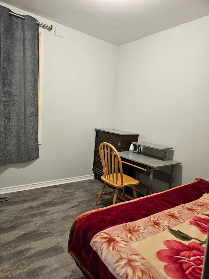 ANNE's room