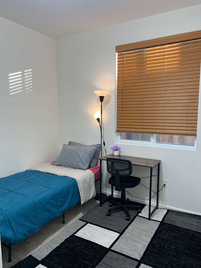 Jin's room