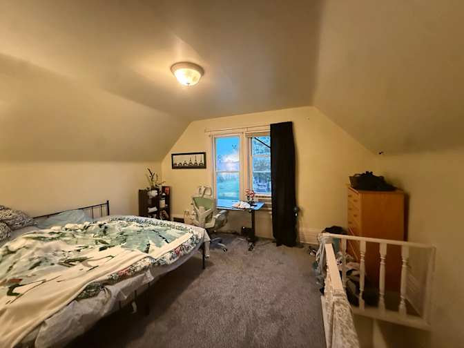 Kaiser Mot's room