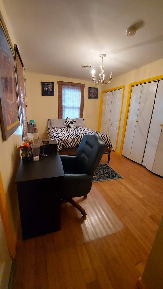 Ana's room