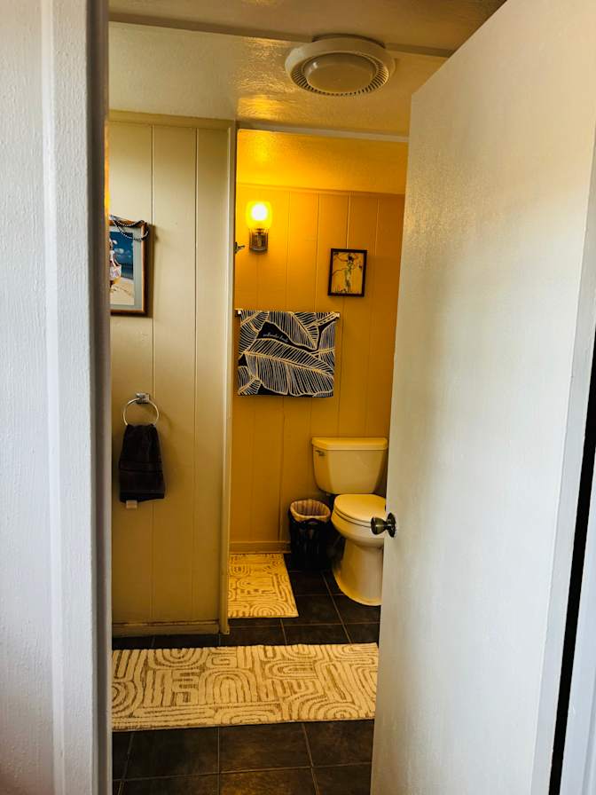 Taino's room