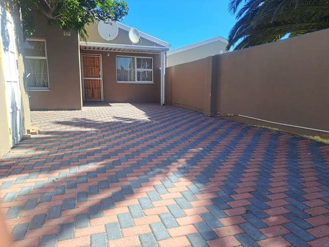 Thando's room