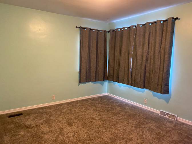Jo's room