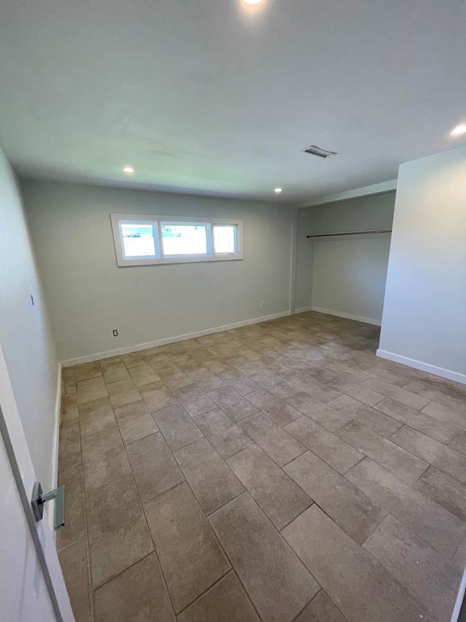 Erik's room