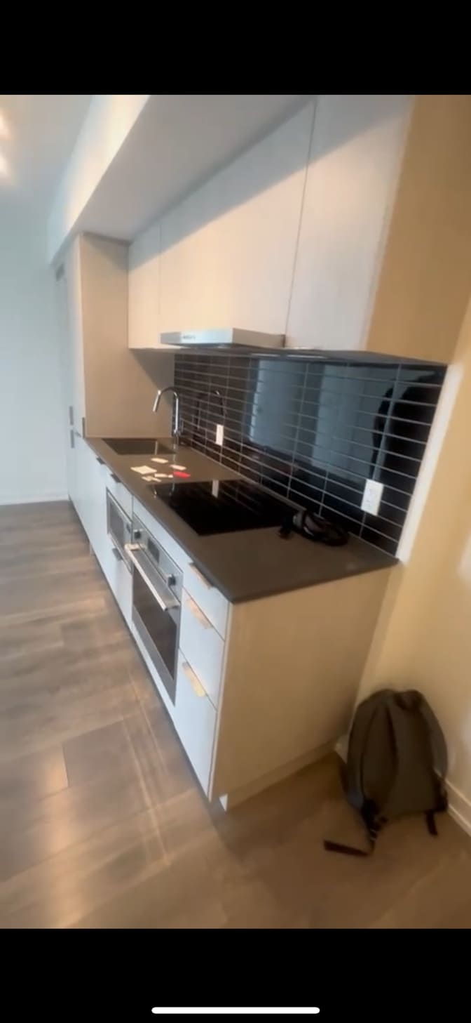 shaizaan prasla's room