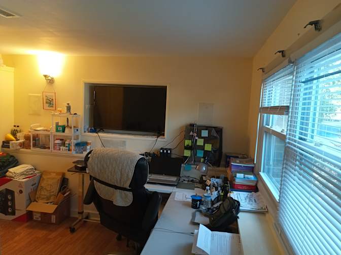 Tianhong's room