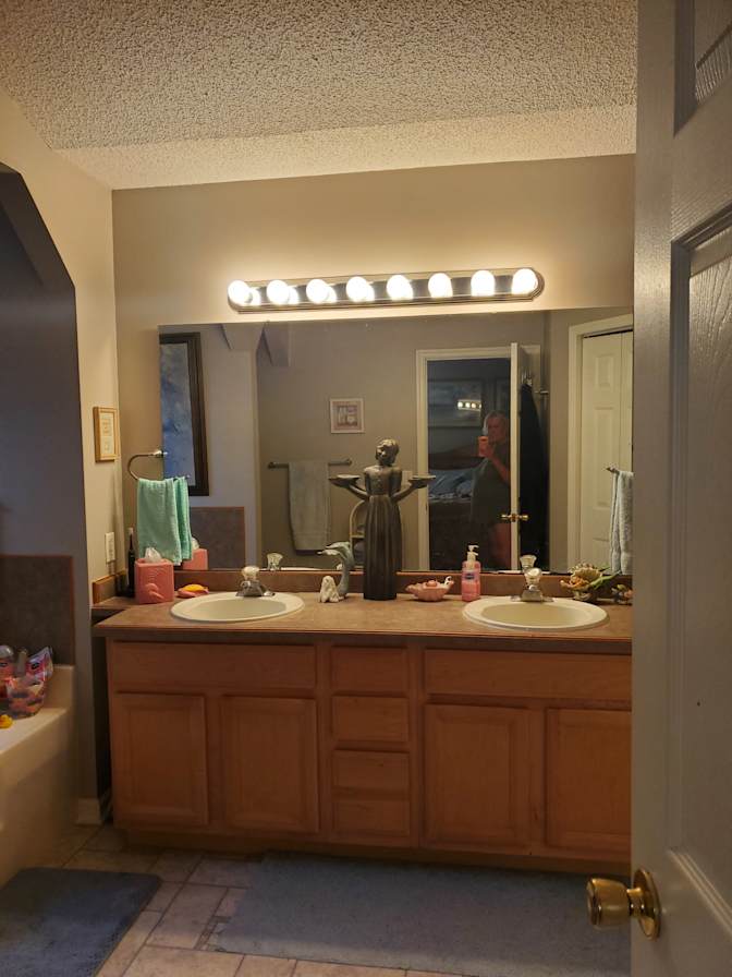 Laura Nowlin's room