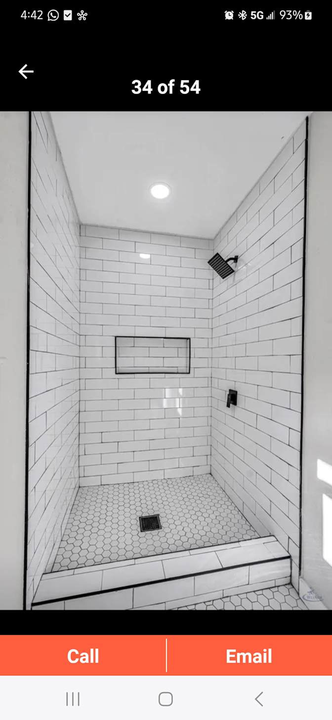 Oscar's house's room