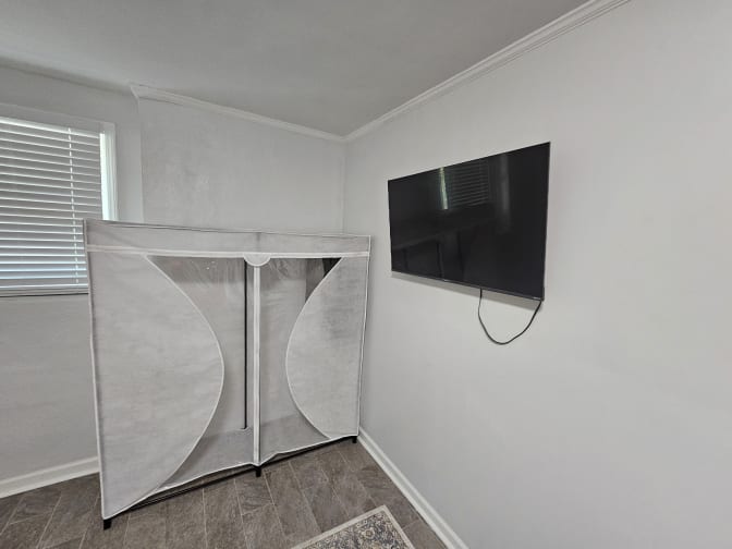 CL&C Property Management and Consulting's room