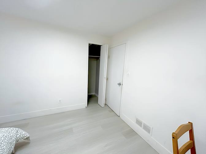 Shirin's room
