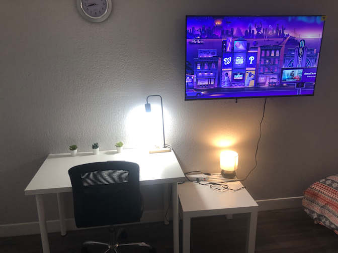 amine riad's room