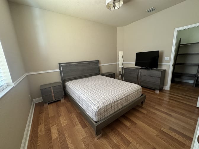 Jennifer's room