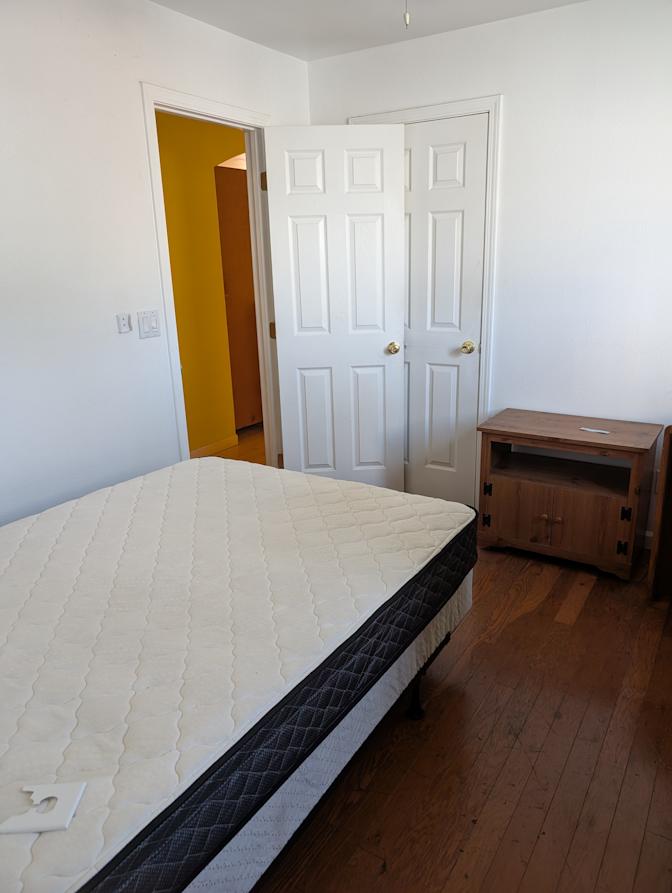 John oscar BROWN's room