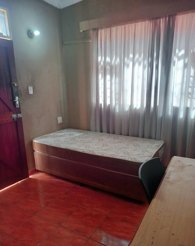 Zinhle's room