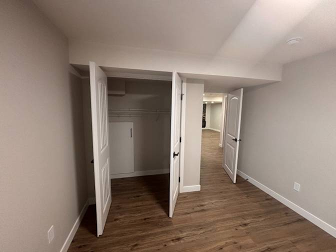 OLUDARE DAVID's room