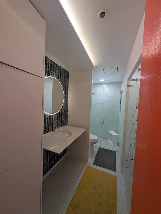 David B Chiabaudo's room