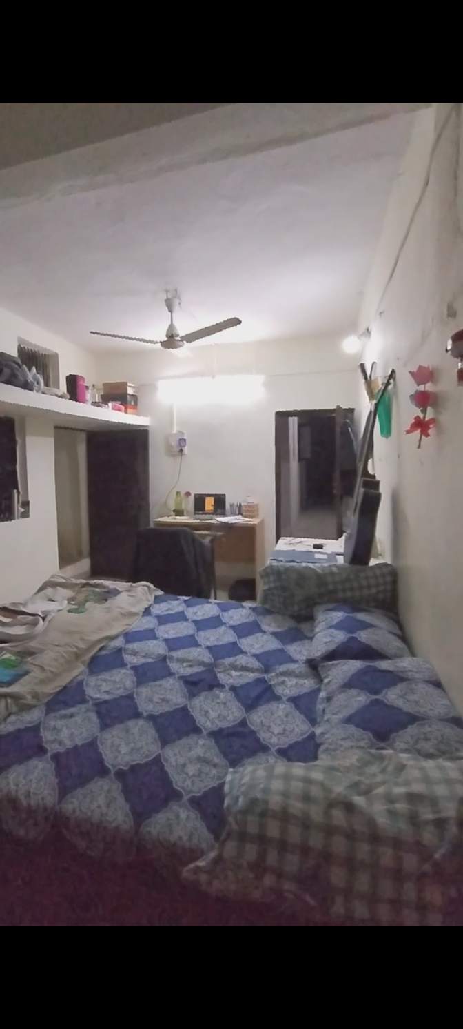 Manav Shrivastava's room