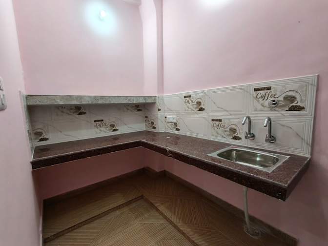 SHRAWAN KUMAR MISHRA's room