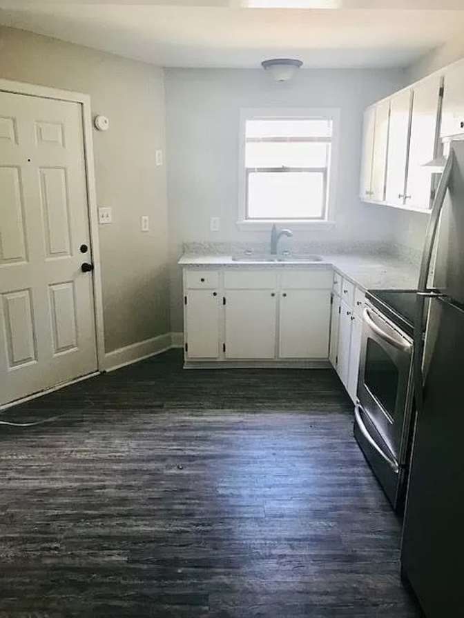 Alcove Rooms's room