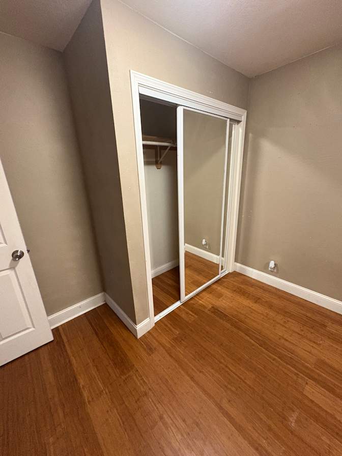 KyrieAnna's room