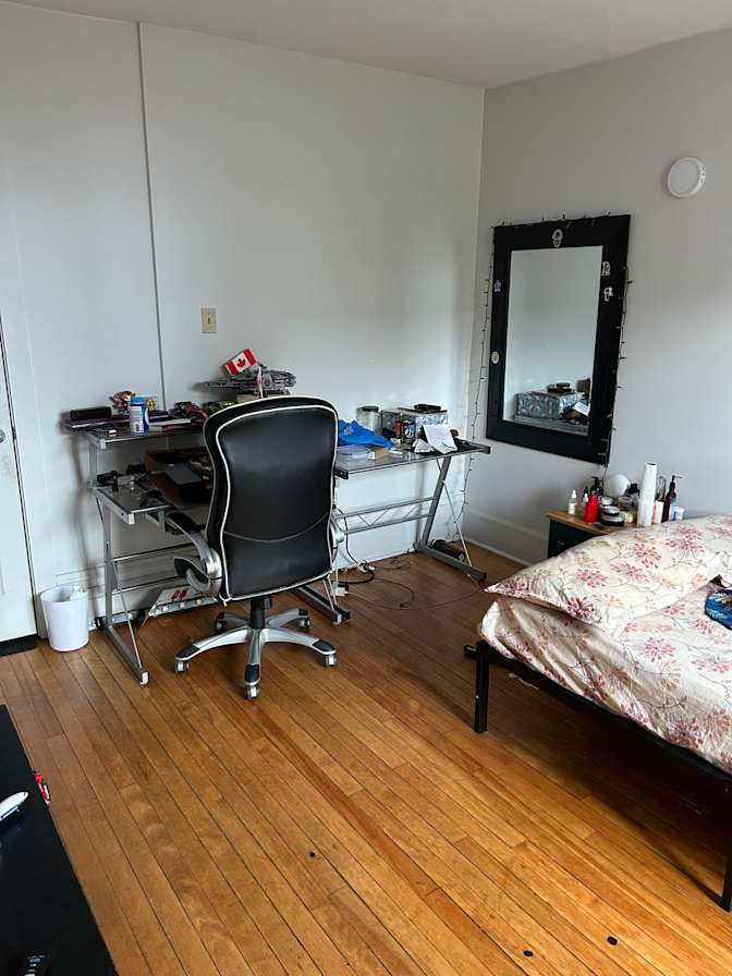 Sakshar Saha's room