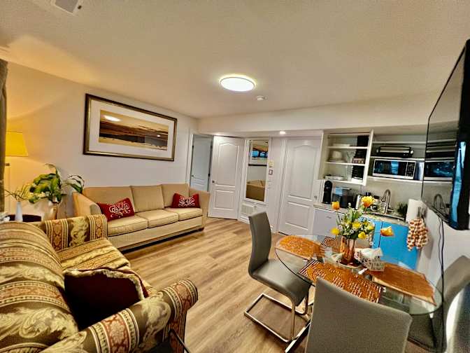 Xiaoye ( Zoe)'s room